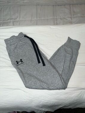 Under Armour Women’s Grey Fleece Jogger Pants